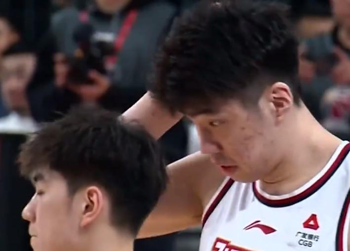 CBA单场三分球纪录保持者，谁在箭矢中独领风骚？