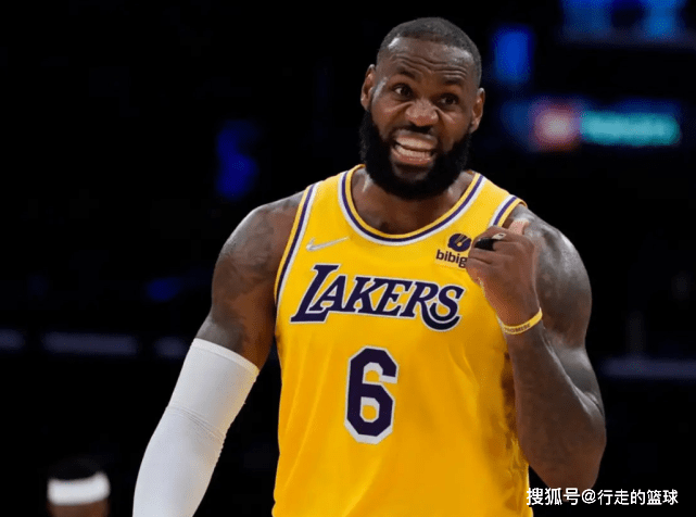 湖人队新赛季展望，塔克——重塑防守基石的希望之光