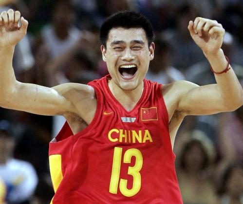 姚明成长记，5岁时的小巨人初露端倪