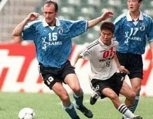 青春逐梦，中超U15男足武汉三镇队荣获亚军纪实