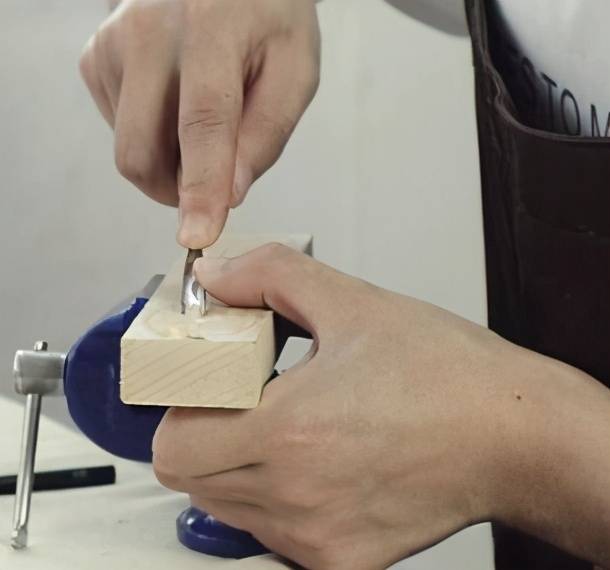 独行侠队标，狼之精神