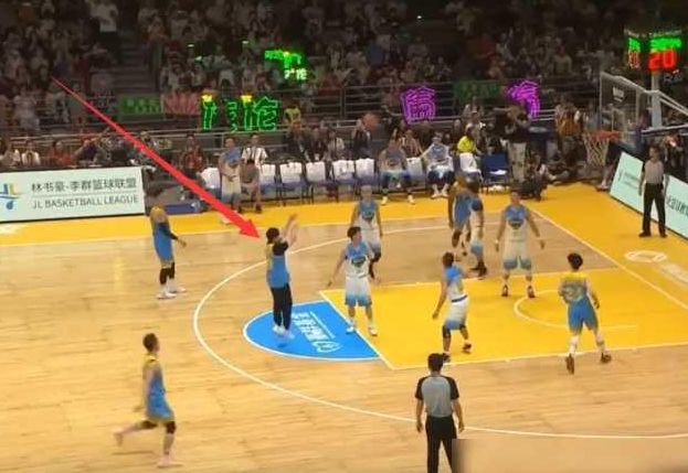 篮球场上的奇迹，林书豪的得分传奇