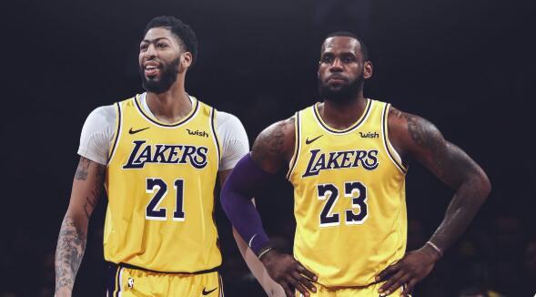 约什·哈特，NBA球场上的全能战士与领袖魅力