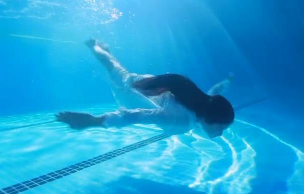 孙杨，从泳池新星到世界游泳冠军的成长之路