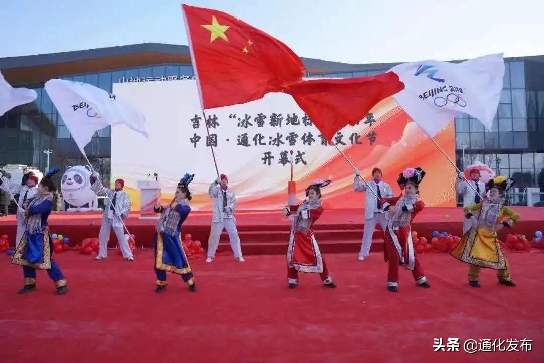 中国冬奥会，从初露锋芒到闪耀冰雪的辉煌成就