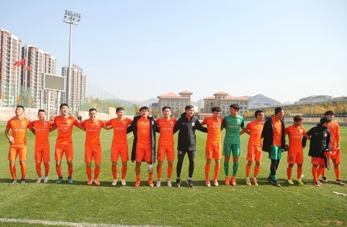 山东鲁能足球俱乐部U18，青春风暴的崛起与挑战