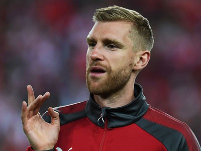 默特萨克，中坚力量——解析他的场上位置与贡献