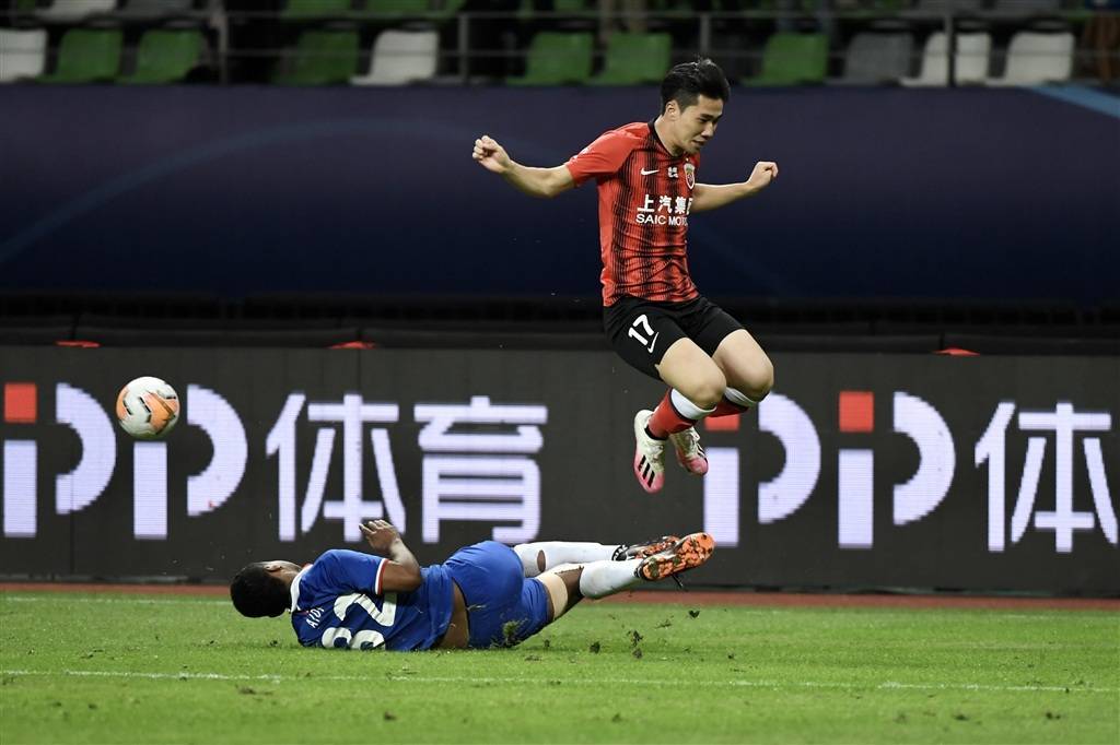 探秘巴萨上个世纪欧冠为何少的背后，历史、战术与命运的交织