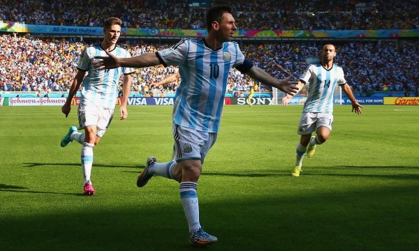 2018年世界杯，足球盛宴与扎比瓦卡的欢乐时光