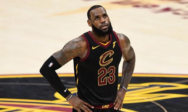 骑士队会退役詹姆斯的球衣吗？——一个关于荣耀与传承的深思