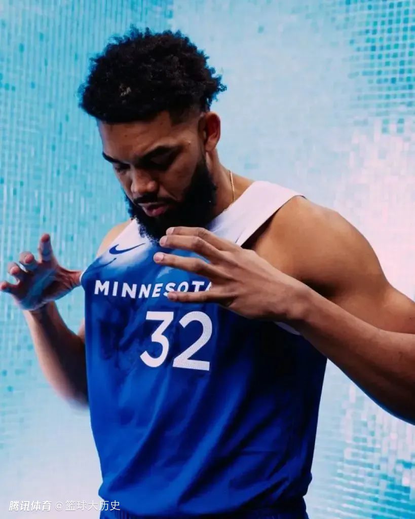 探秘NBA巨星，唐斯的球衣号码之谜