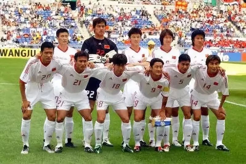 2002年世界杯巴西队，群星璀璨的五星之师