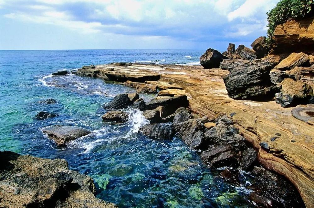 涠洲岛散游攻略，探秘海岛的宁静与奇趣