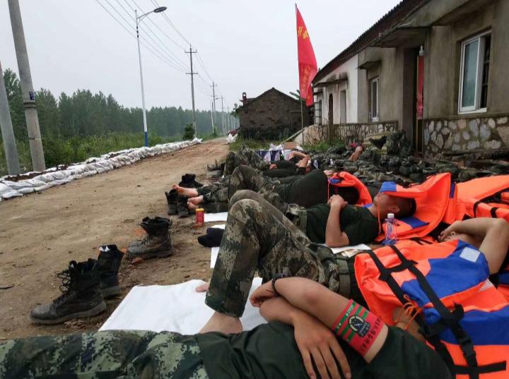 辽宁洪水，自然之痛与人文关怀的交响曲