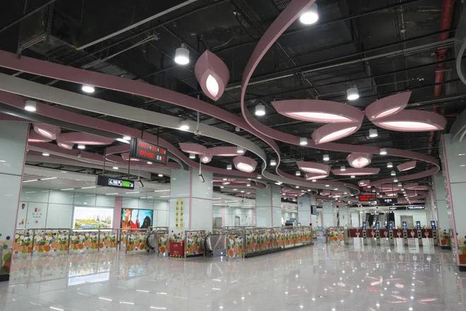探索广州新地标，黄阁汽车城地铁站的多元魅力