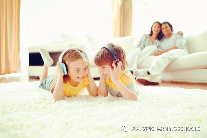 音乐之吻，安抚早教音乐——为宝宝的心灵铺设温馨的成长之路