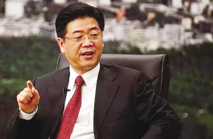 北京保姆侵占老人房产，法律与道德的双重拷问
