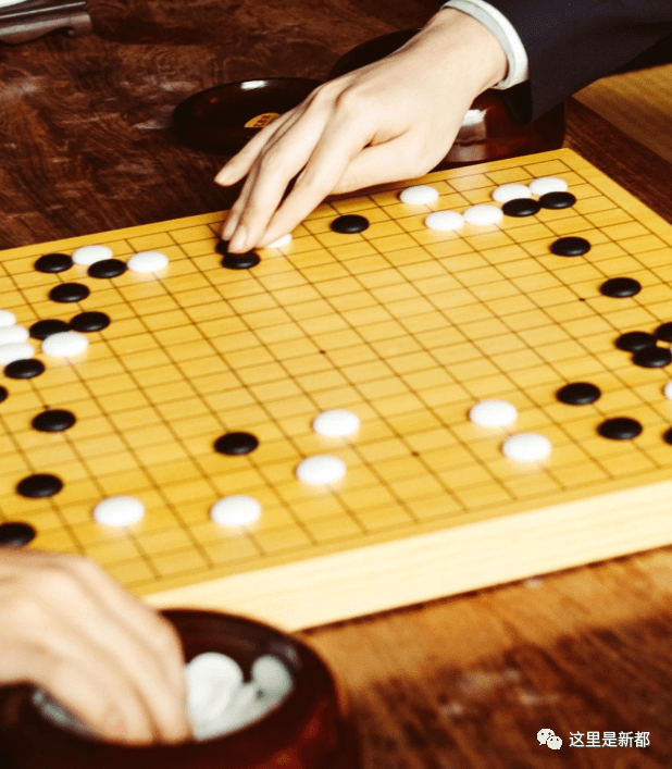 围棋之道，本手与妙手的和谐共生
