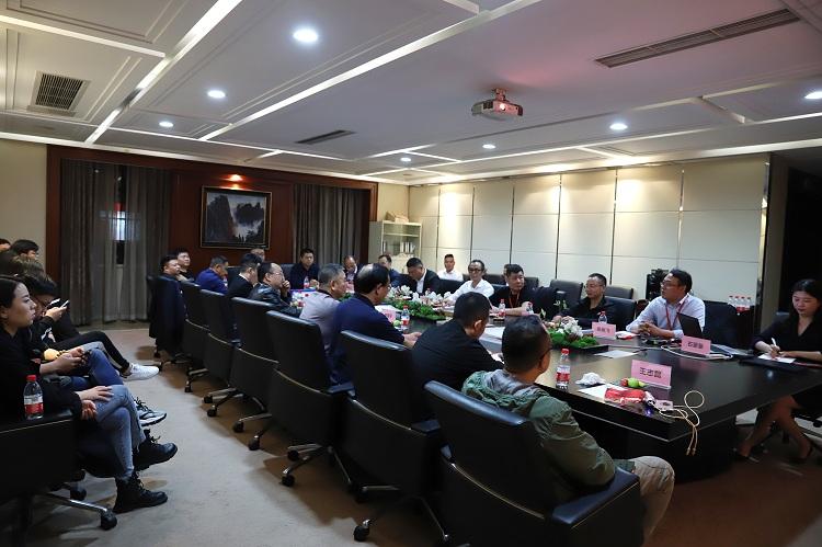 山大王与健康达人的奇妙融合，自然之力的健康新篇章