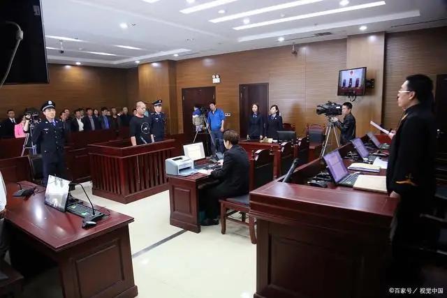 瓮安兰江案，涉事官员的权力与责任之镜