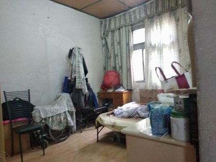 建材厂宿舍，购房的利与弊